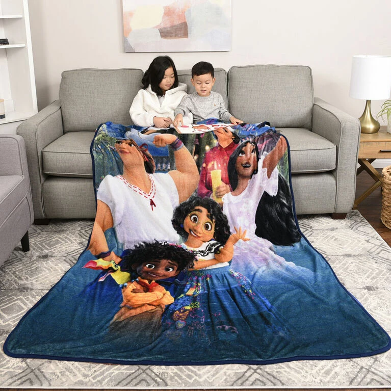 Nemcor Disney Encanto Kids Oversized Blanket, (60x90) 5 Nemcor Disney Encanto Kids Oversized Blanket, (60x90) - Image 3