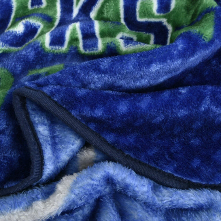 Nemcor NHL Vancouver Canucks Plush Super Soft Blanket, 40" X 50" 5 Nemcor NHL Vancouver Canucks Plush Super Soft Blanket, 40" X 50" - Image 3