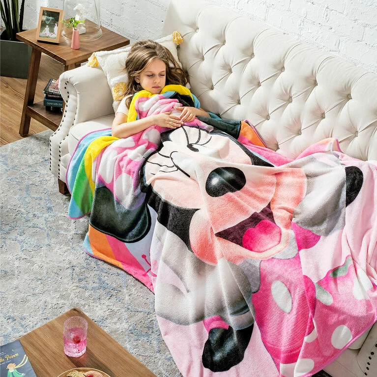 Mickey Mouse Disney Minnie Mouse Fleece Throw Blanket, 50 X 60 Inches 4 Mickey Mouse Disney Minnie Mouse Fleece Throw Blanket, 50 X 60 Inches - Image 2