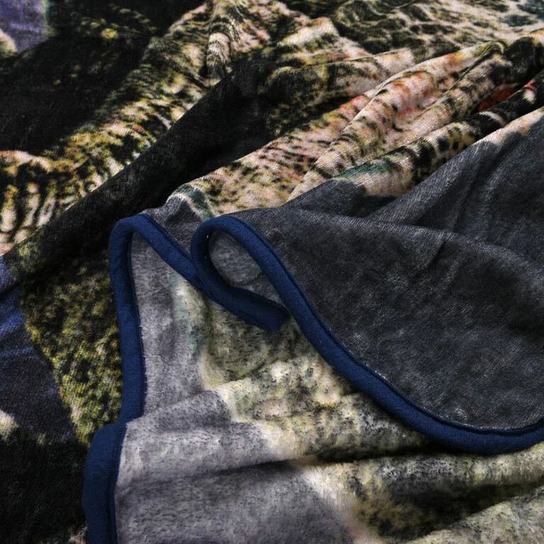 Nemcor Jurassic Park Kids Oversized Blanket, (60x90) 6 Nemcor Jurassic Park Kids Oversized Blanket, (60x90) - Image 4