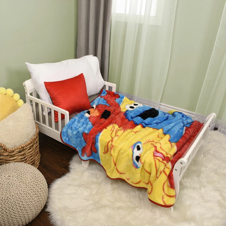 Nemcor Sesame Streets Kids Throw Blanket, 40" X 50" 4 Nemcor Sesame Streets Kids Throw Blanket, 40" X 50" - Image 2