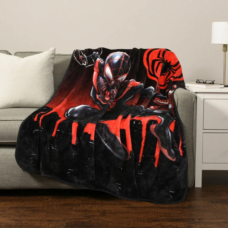 Nemcor Marvel Spiderman Kids Throw Blanket, 50"x60" 4 Nemcor Marvel Spiderman Kids Throw Blanket, 50"x60" - Image 2