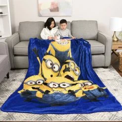 Nemcor Despicable Me Minions Kids Oversized Blanket, (60x90) 9 Nemcor Despicable Me Minions Kids Oversized Blanket, (60x90) -KidKraft store A4F3582B 3